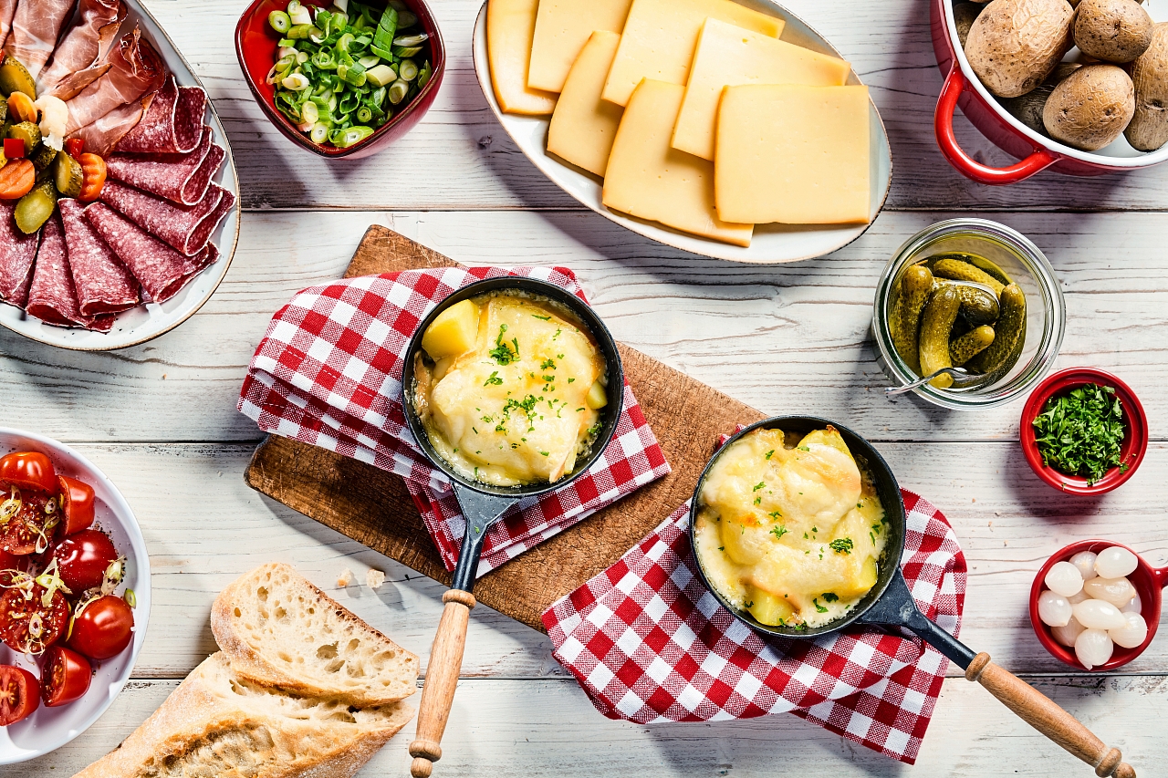 See tweets, replies, photos and videos from @suissefoot twitter profile. Suisse Foot : Swiss cuisine | Gourmet Expedition